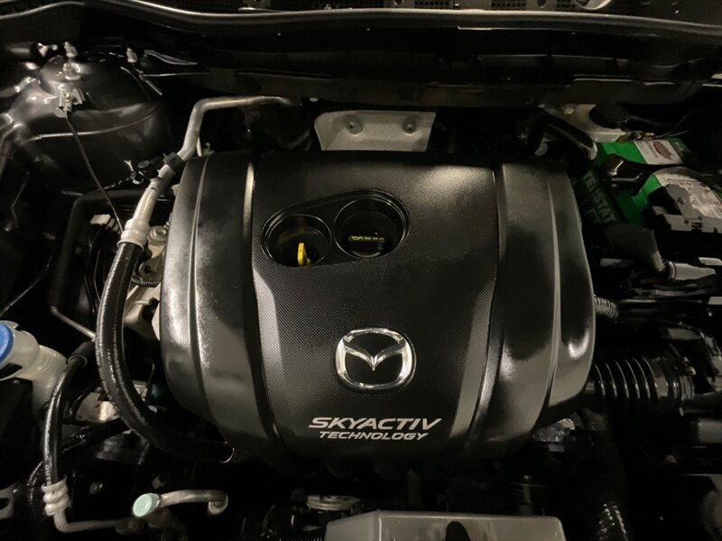 2014 Mazda CX-5 Grand Touring / 1-OWNER / Leather Heated Seats  / Sunroof / Backup Camera - Photo 31 - Gladstone, OR 97027