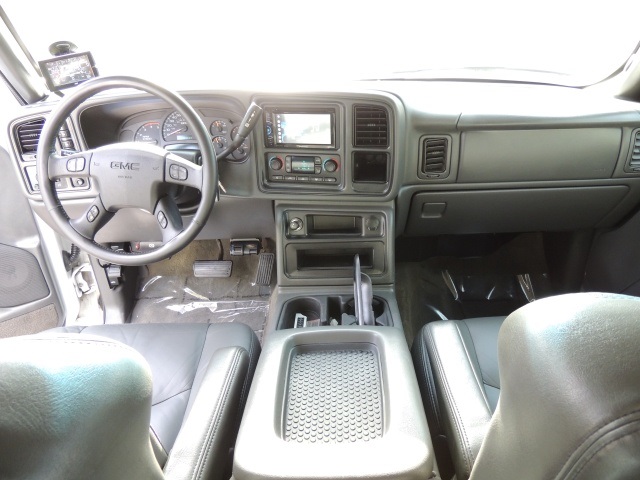 2004 GMC Sierra 2500 SLT Crew Cab 4X4 6.6L DURAMAX DISEL / LIFTED !!!   - Photo 25 - Portland, OR 97217