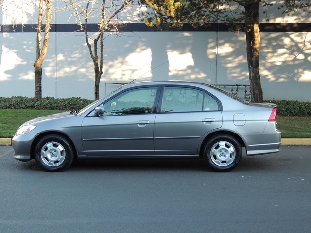 2004 Honda Civic Hybrid   - Photo 2 - Portland, OR 97217
