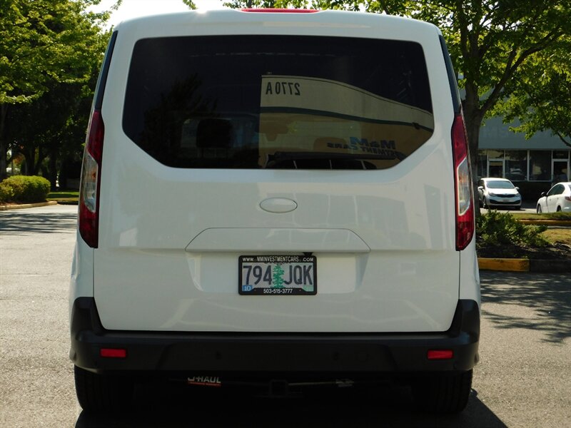 2016 Ford Transit Connect XLT LWB Cargo Mini Van / Backup Cam/ 50,000 MILES - Photo 6 - Portland, OR 97217