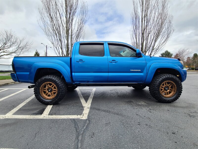 2007 Toyota Tacoma TRD 4X4 / V6 4.0L / 6 SPEED / LOW MILES / LIFTED  / MANUAL / CUSTOM WHEELS / NEW TIRES / LOCAL / RUST FREE - Photo 4 - Portland, OR 97217