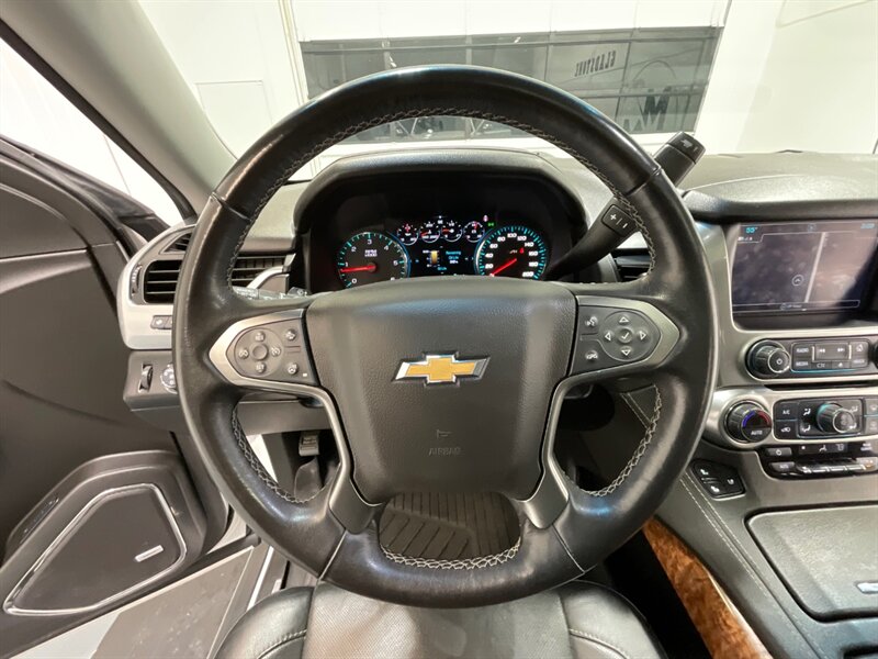 2020 Chevrolet Suburban Premier 4X4 / 6.2L V8 / Leather Navi / 22inc Wheel  / FULLY LOADED - Photo 49 - Gladstone, OR 97027