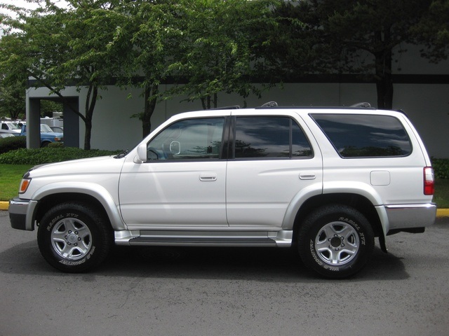 2001 Toyota 4Runner SR5 4X4  Locking Diff / Leather / Timing Belt Done   - Photo 3 - Portland, OR 97217