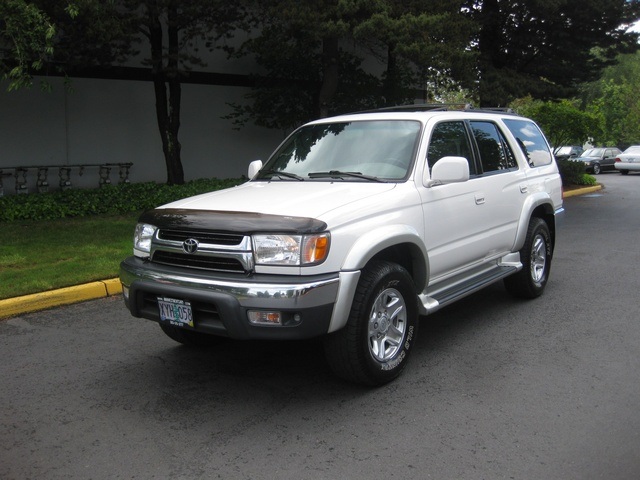 2001 Toyota 4Runner SR5 4X4  Locking Diff / Leather / Timing Belt Done   - Photo 1 - Portland, OR 97217