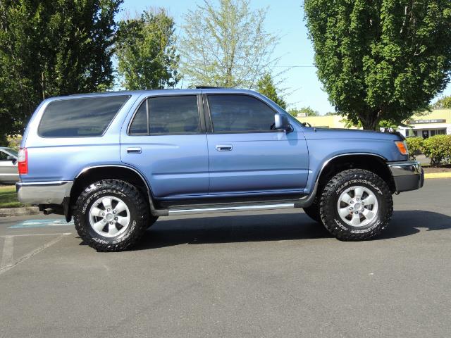 2000 Toyota 4Runner SR5 4dr 4WD 3.4L 6Cyl LIFTED 33 " Mud Tires   - Photo 3 - Portland, OR 97217