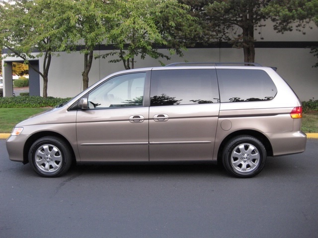 2003 Honda Odyssey EX-L V6 Captain Chairs / Rear DVD / LOW MILES!!   - Photo 3 - Portland, OR 97217