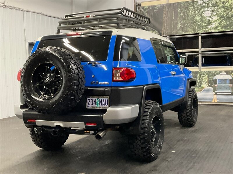 2007 Toyota FJ Cruiser 4X4 / 6-SPEED / LIFTED / Voodoo Blue  LOW MILES / NEW TIRES / RR DIFF LOCKS / RUST FREE / CLEAN SHARP - Photo 10 - Gladstone, OR 97027
