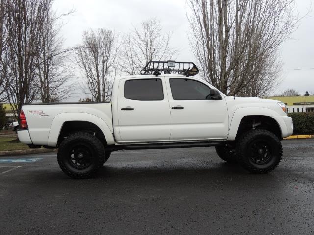 2006 Toyota Tacoma PreRunner V6 4.0L / TRD Sport / New Tires / LIFTED   - Photo 4 - Portland, OR 97217