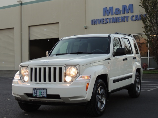 2008 Jeep Liberty Sport / 4X4 / 6Cyl / NEW TIRES / Excel Cond   - Photo 1 - Portland, OR 97217