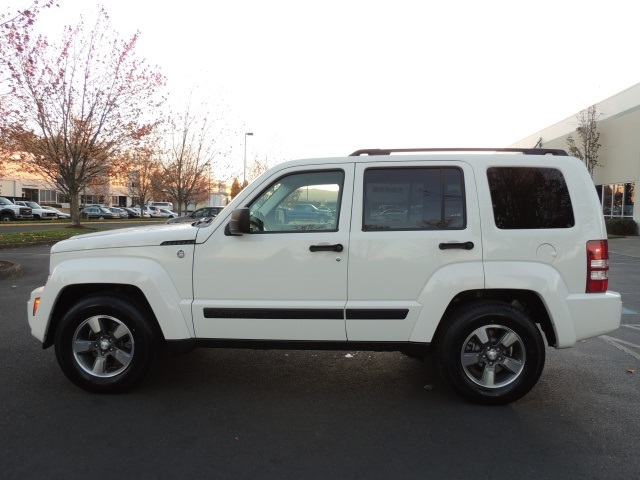 2008 Jeep Liberty Sport / 4X4 / 6Cyl / NEW TIRES / Excel Cond   - Photo 3 - Portland, OR 97217