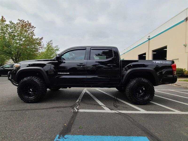 2016 Toyota Tacoma TRD Off-Road DOUBLE CAB 4X4 / CRAWL  CONTROL / DIFFERENTIAL LOCK / NAVIGATION / BACKUP CAM / BRUSH GUARD / LIFTED !! - Photo 3 - Portland, OR 97217