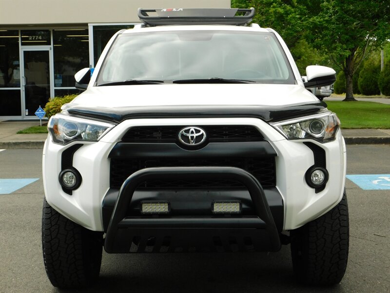 2017 Toyota 4Runner 4X4  / V6 / HEATED LEATHER / XD WHEELS / LIFTED !!   - Photo 3 - Portland, OR 97217