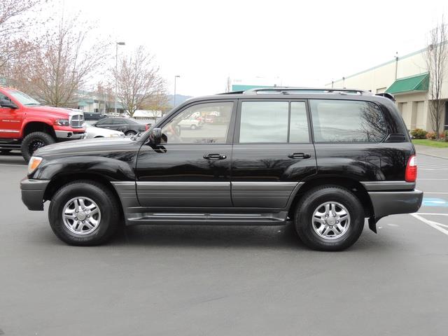2001 Lexus LX 470 / 4X4 / Leather / Third Seat / ONE OWNER   - Photo 3 - Portland, OR 97217