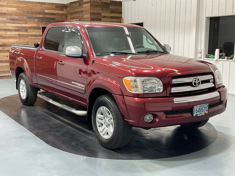 2005 Toyota Tundra SR5 Double Cab 4X4 / 4.7L V8 / Sunroof / ZERO RUST  / TIMING BELT REPLACED - Photo 2 - Gladstone, OR 97027