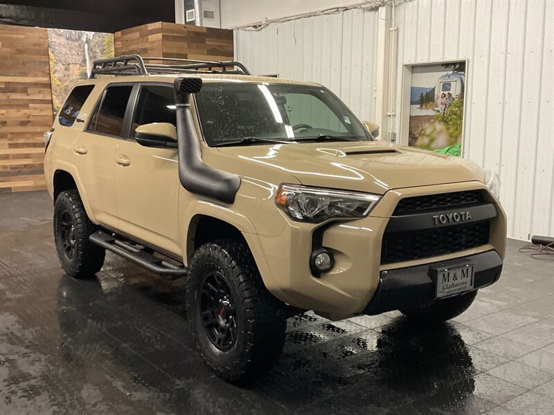 2016 Toyota 4Runner 4x4 TRD Pro / Leather Heated / LIFTED / SNORKEL  BRAND NEW LIFT KIT w/ NEW BF GOODRICH TIRES / ROOFRACK & SNORKEL / TRD PRO / SHARP & CLEAN !! - Photo 2 - Gladstone, OR 97027
