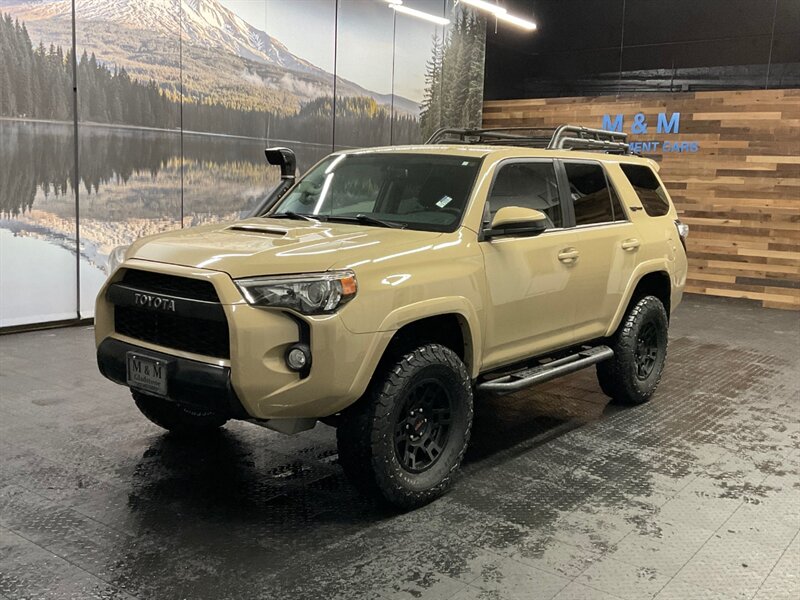 2016 Toyota 4Runner 4x4 TRD Pro / Leather Heated / LIFTED / SNORKEL  BRAND NEW LIFT KIT w/ NEW BF GOODRICH TIRES / ROOFRACK & SNORKEL / TRD PRO / SHARP & CLEAN !! - Photo 1 - Gladstone, OR 97027