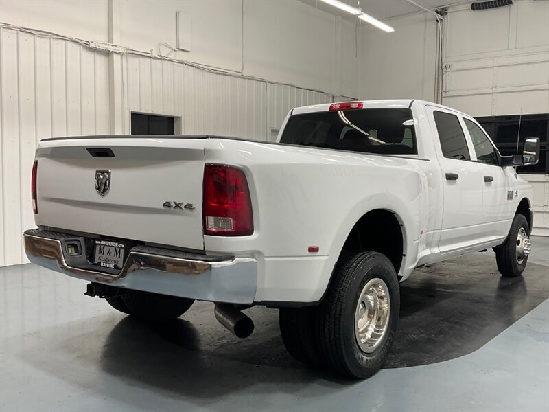 2012 RAM 3500 4X4 / 6.7L DIESEL / 6-SPEED MANUAL / DUALLY  / Leather Seats - Photo 8 - Gladstone, OR 97027