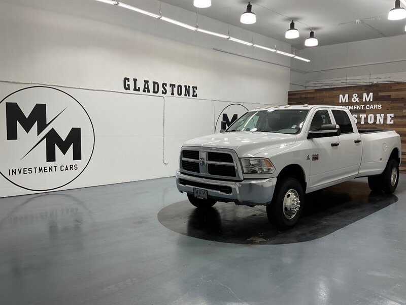 2012 RAM 3500 4X4 / 6.7L DIESEL / 6-SPEED MANUAL / DUALLY  / Leather Seats - Photo 25 - Gladstone, OR 97027