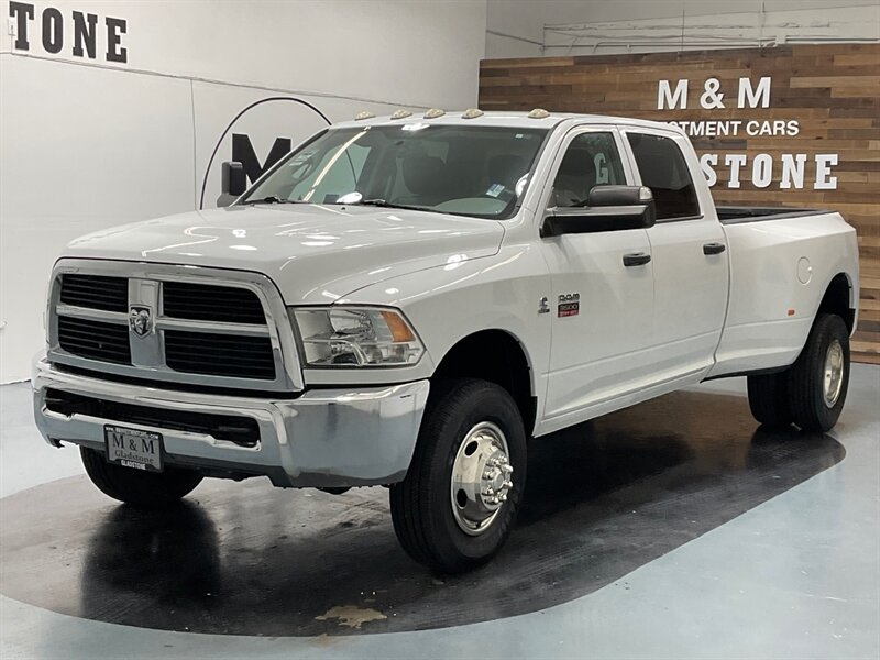 2012 RAM 3500 4X4 / 6.7L DIESEL / 6-SPEED MANUAL / DUALLY  / Leather Seats - Photo 52 - Gladstone, OR 97027
