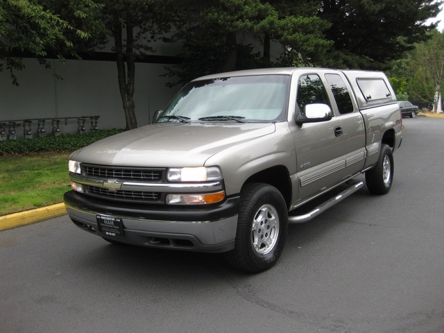 2000 Chevrolet Silverado 1500 LS/ 4WD/   - Photo 1 - Portland, OR 97217