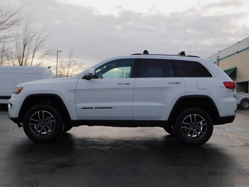 2019 Jeep Grand Cherokee Limited 4WD / 3.6L V6 / Leather /Navi/ 23,000 MILE   - Photo 3 - Portland, OR 97217