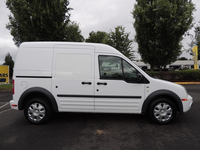 2010 Ford Transit Connect Cargo Van XLT / Automatic/ 4Cyl / CargoVan   - Photo 4 - Portland, OR 97217