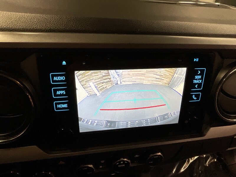 2017 Toyota Tacoma TRD Off-Road 4X4 / Premium & Tech Pkg / LIFTED  BRAND NEW 33 " BF GOODRICH TIRES & TRD WHEELS / Navigation / Sunroof / LOCAL TRUCK / RUST FREE - Photo 21 - Gladstone, OR 97027