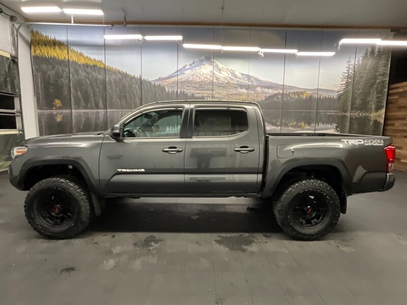 2017 Toyota Tacoma TRD Off-Road 4X4 / Premium & Tech Pkg / LIFTED  BRAND NEW 33 " BF GOODRICH TIRES & TRD WHEELS / Navigation / Sunroof / LOCAL TRUCK / RUST FREE - Photo 3 - Gladstone, OR 97027