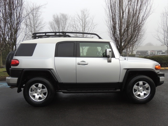 2007 Toyota FJ Cruiser 4x4 / 6 Speed Manual / Excellent Condition   - Photo 4 - Portland, OR 97217