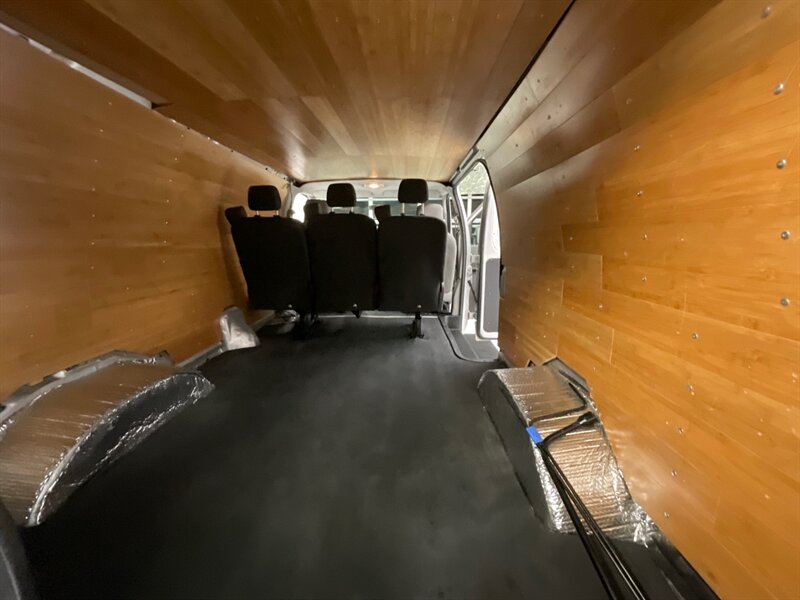 2011 Ford E-Series Van E-150 CARGO VAN CREW / LIFTED / 43,000 MILES  / LIFTED w. BRAND NEW MUD TIRES / CREW PKG , 5-Passenger w. CARGO / SUPER LOW MILES !! - Photo 9 - Gladstone, OR 97027