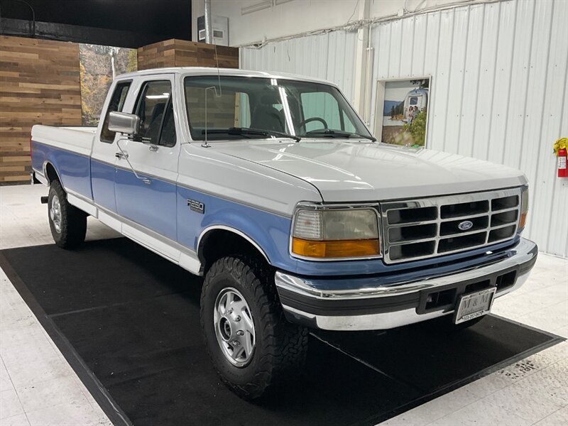 1996 Ford F-250 XLT 4WD/7.3L DIESEL /5-SPEED/1-OWNER /108K MILES  /RUST FREE TRUCK / STUNNING CONDITION / 5-SPEED MANUAL / ORIGINAL CONDITION / 7.3L TURBO DIESEL / 108,000 MILES - Photo 2 - Gladstone, OR 97027