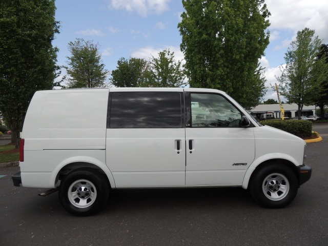 2002 Chevrolet Astro Cargo Van / AWD / Excel Cond   - Photo 4 - Portland, OR 97217