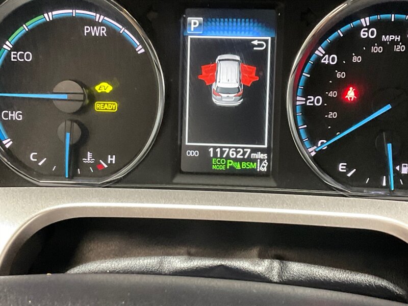 2017 Toyota RAV4 XLE AWD / 2.5L 4Cyl HYBRID / 1-OWNER LOCAL   - Photo 50 - Gladstone, OR 97027
