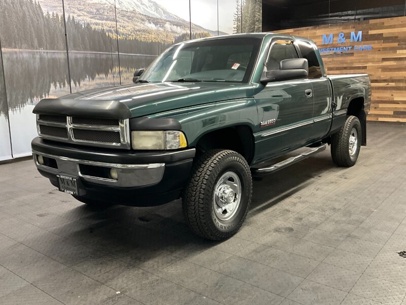 1999 Dodge Ram 2500 SLT 4X4 / 5.9L CUMMINS DIESEL / RUST FREE  Automatic / NEW TIRES / 122,000 MILES - Photo 1 - Gladstone, OR 97027