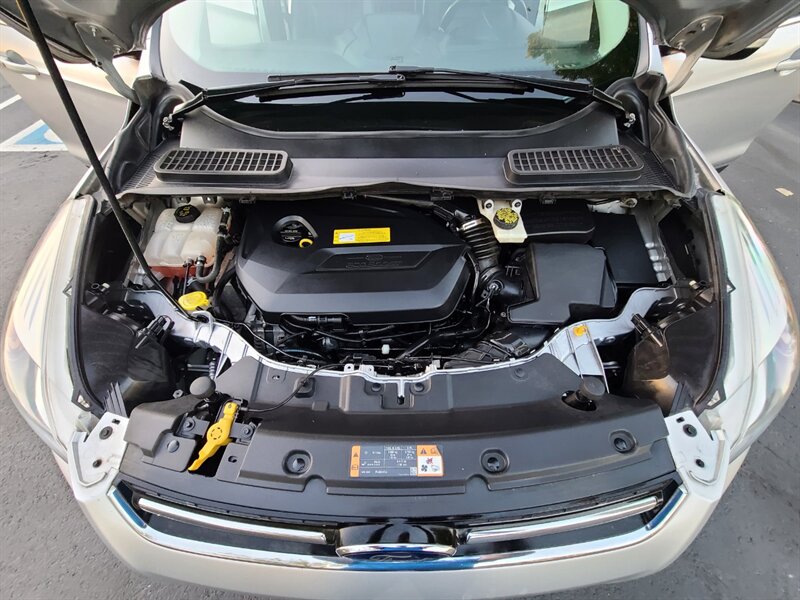 2014 Ford Escape Titanium / EcoBoost / Heated Leather / New Tires / Fresh Service / Local Trade-In / Excellent Condition - Photo 31 - Portland, OR 97217