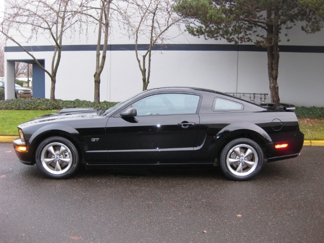 2006 Ford Mustang GT Premium   - Photo 2 - Portland, OR 97217