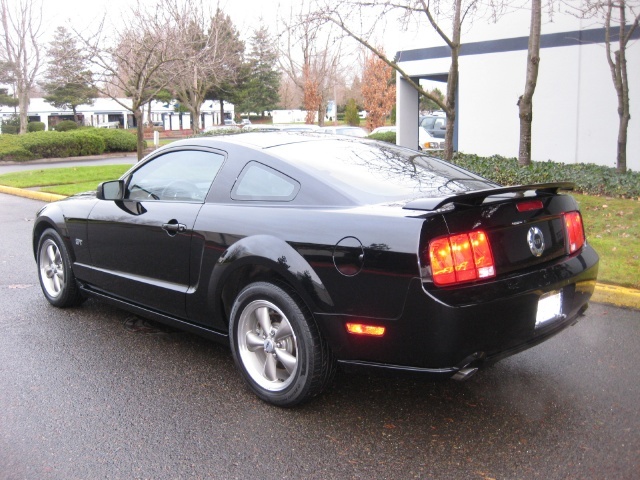 2006 Ford Mustang GT Premium   - Photo 3 - Portland, OR 97217
