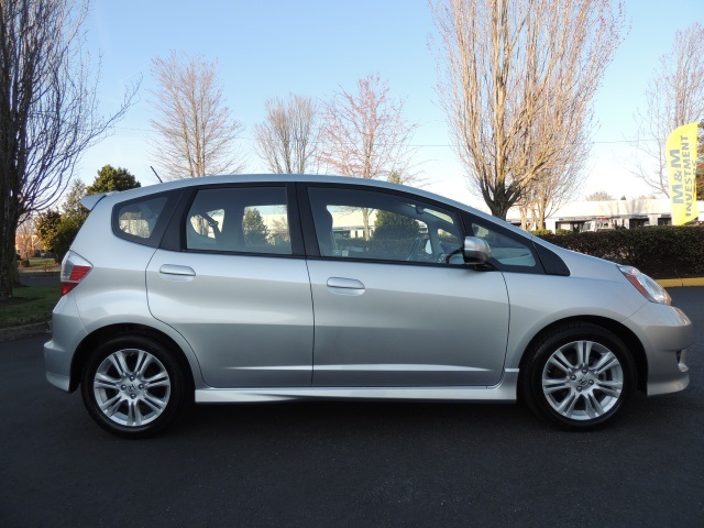 2011 Honda Fit Sport / Hatchback/ Automatic/ 1-Owner/ Excel Cond   - Photo 4 - Portland, OR 97217
