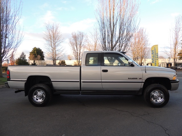 1996 Dodge Ram 2500 Laramie SLT / 4X4 / V10 / Long Bed / Excel Cond   - Photo 4 - Portland, OR 97217