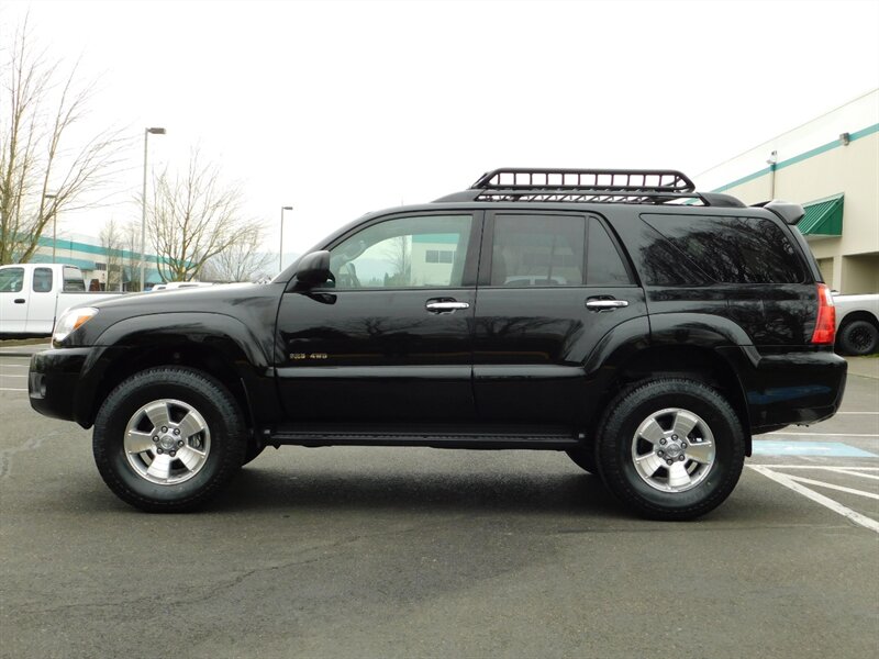 2008 Toyota 4Runner SR5 4X4 / Leather Heated Seats / LIFTED / NEW TIRE   - Photo 3 - Portland, OR 97217