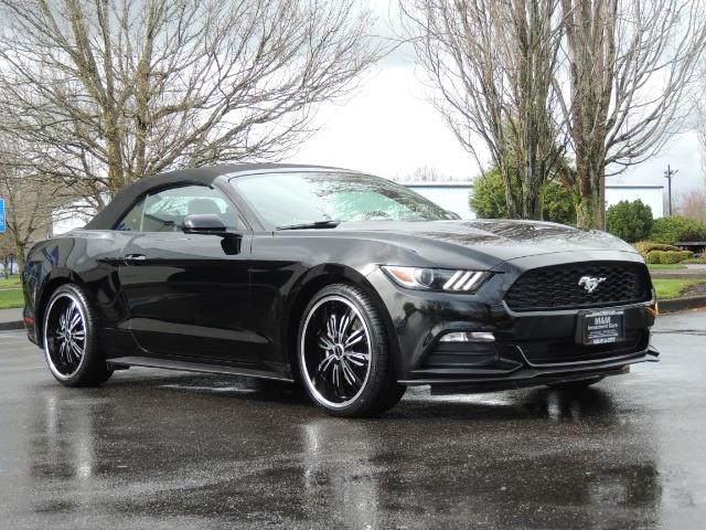 2016 Ford Mustang V6 / Convertible / Automatic / Premium Wheels   - Photo 2 - Portland, OR 97217