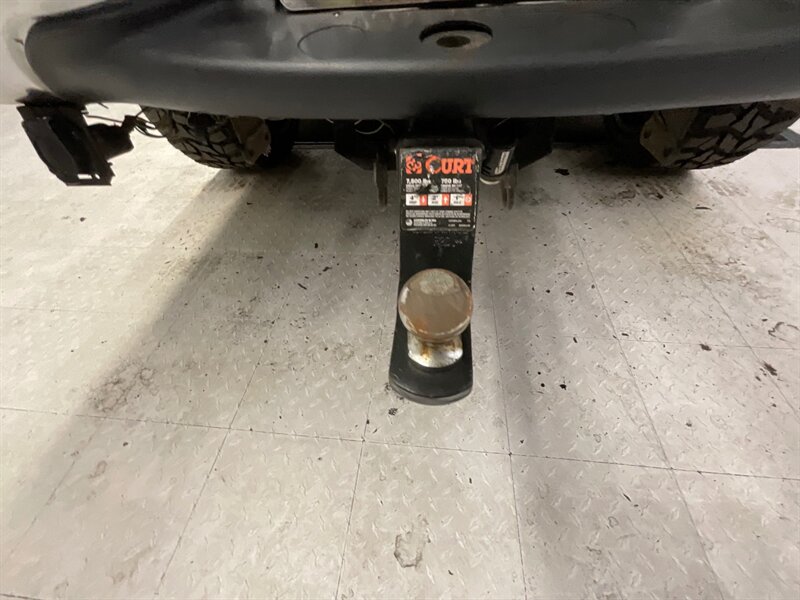 1999 Ford F-250 Lariat 4Dr Extended Cab 4X4 / 7.3L DIESEL / LIFTED / BRAND NEW 35 " MUD TIRES & 22 " WHEELS / Leather / LONG BED / LOCAL TRUCK / RUST FREE - Photo 28 - Gladstone, OR 97027