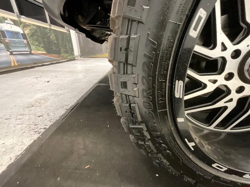 1999 Ford F-250 Lariat 4Dr Extended Cab 4X4 / 7.3L DIESEL / LIFTED / BRAND NEW 35 " MUD TIRES & 22 " WHEELS / Leather / LONG BED / LOCAL TRUCK / RUST FREE - Photo 24 - Gladstone, OR 97027