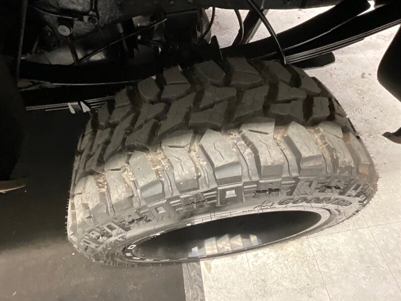 1999 Ford F-250 Lariat 4Dr Extended Cab 4X4 / 7.3L DIESEL / LIFTED / BRAND NEW 35 " MUD TIRES & 22 " WHEELS / Leather / LONG BED / LOCAL TRUCK / RUST FREE - Photo 23 - Gladstone, OR 97027