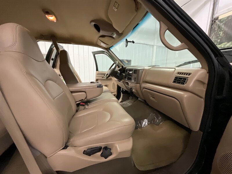 1999 Ford F-250 Lariat 4Dr Extended Cab 4X4 / 7.3L DIESEL / LIFTED / BRAND NEW 35 " MUD TIRES & 22 " WHEELS / Leather / LONG BED / LOCAL TRUCK / RUST FREE - Photo 15 - Gladstone, OR 97027