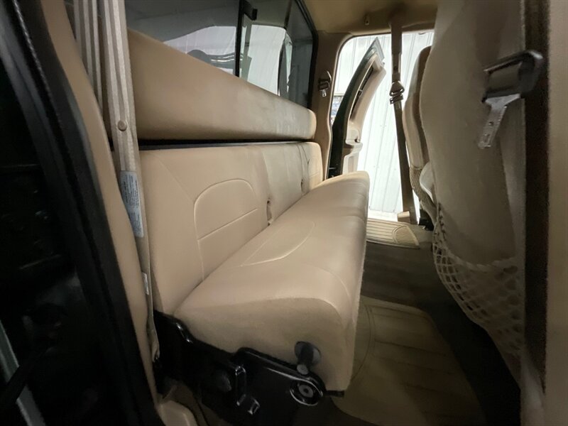 1999 Ford F-250 Lariat 4Dr Extended Cab 4X4 / 7.3L DIESEL / LIFTED / BRAND NEW 35 " MUD TIRES & 22 " WHEELS / Leather / LONG BED / LOCAL TRUCK / RUST FREE - Photo 36 - Gladstone, OR 97027