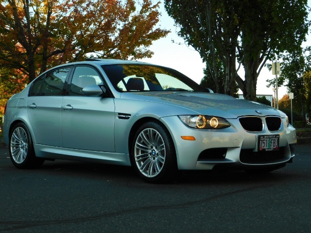 2011 BMW M3 M Drive / M Double-Clutch Trans / LOADED   - Photo 2 - Portland, OR 97217