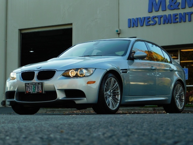 2011 BMW M3 M Drive / M Double-Clutch Trans / LOADED   - Photo 1 - Portland, OR 97217