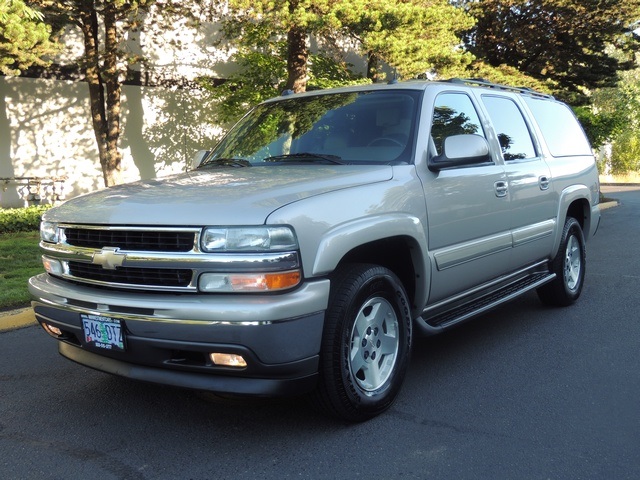 2005 Chevrolet Suburban LT / 4WD / 8-Passengers / DVD / Moon Roof / LOADED   - Photo 1 - Portland, OR 97217