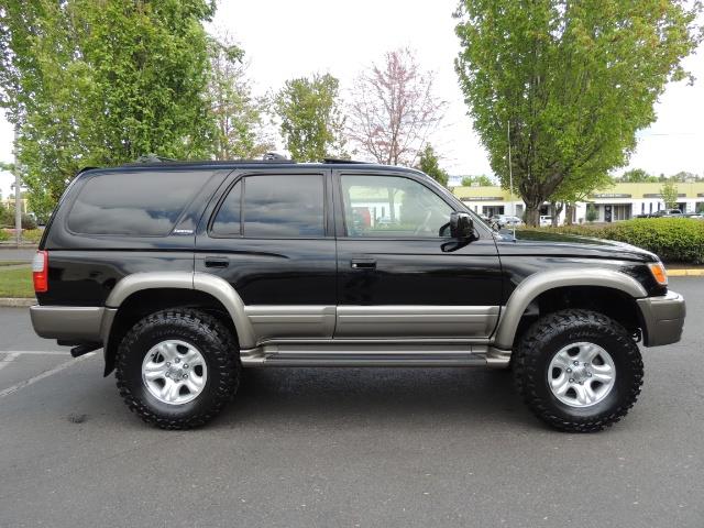 1999 Toyota 4Runner Limited 4WD / V6 / Leather / Sunroof / LIFTED   - Photo 3 - Portland, OR 97217